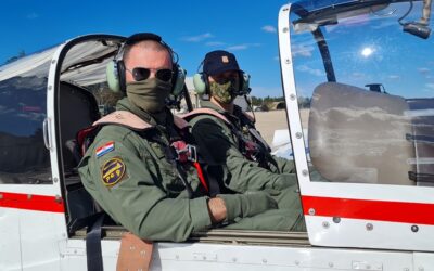 Započela temeljna letačka obuka na avionu ZLIN 242L