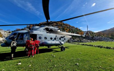 Helikopter HRZ-a u akciji potrage i spašavanja na Biokovu
