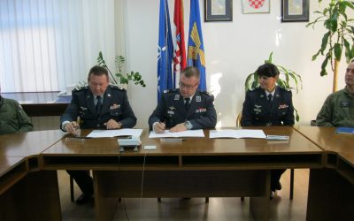 Hrvatsko ratno zrakoplovstvo prvi puta ima dočasnicu na dužnosti prvog dočasnika