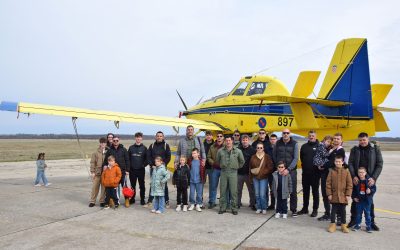 DVD Vodice u 855. protupožarnoj eskadrili 93. krila Hrvatskog ratnog zrakoplovstva u Zemuniku Donjem